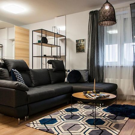 בודפשט Danubio****2 Bedrooms-Be In The Center Of It All! מראה חיצוני תמונה